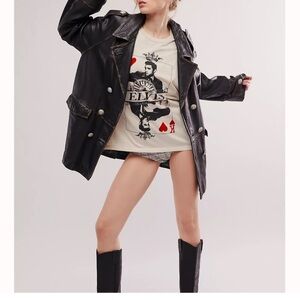 Daydreamer Elvis shirt XL NWOT flawed